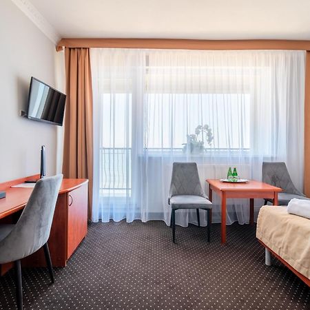 Hotel Wodnik Twoj Hotel Z Widokiem Na Morze Ustronie Morskie Eksteriør billede