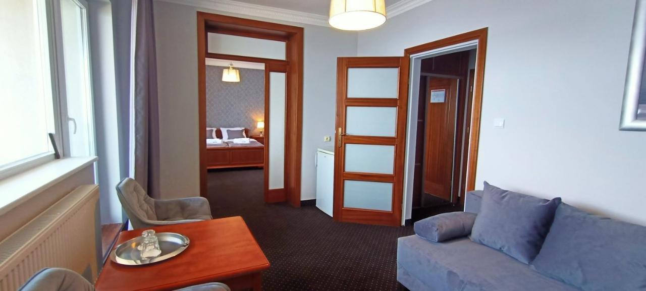 Hotel Wodnik Twoj Hotel Z Widokiem Na Morze Ustronie Morskie Eksteriør billede