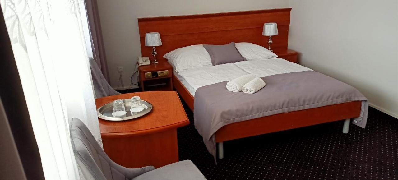 Hotel Wodnik Twoj Hotel Z Widokiem Na Morze Ustronie Morskie Eksteriør billede